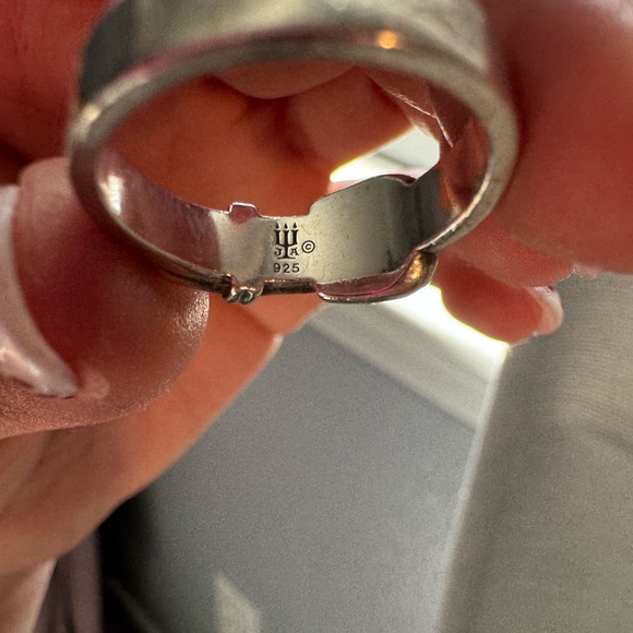 James avery RETIRED buckle ring - Picture 5 of 5